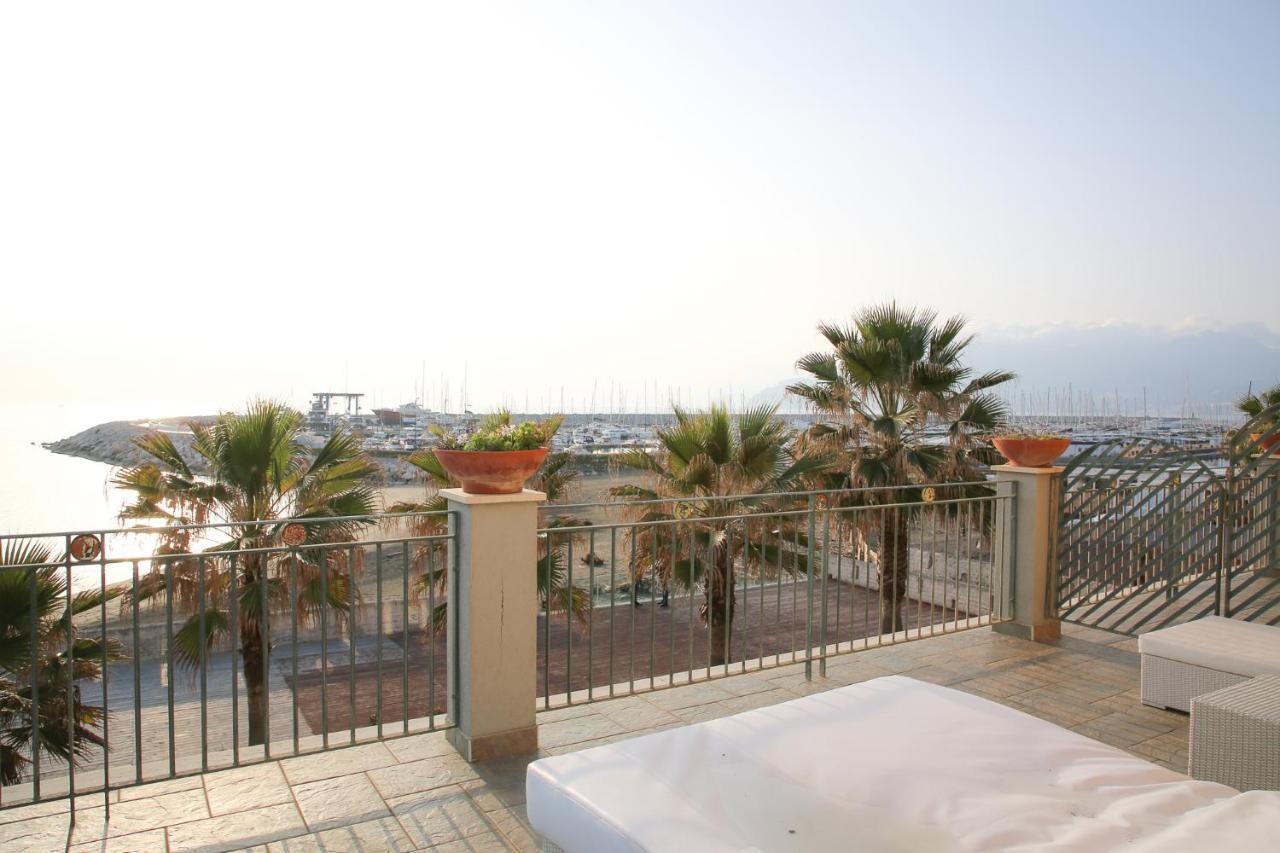 Saint Joseph Hotel Salerno Exterior photo